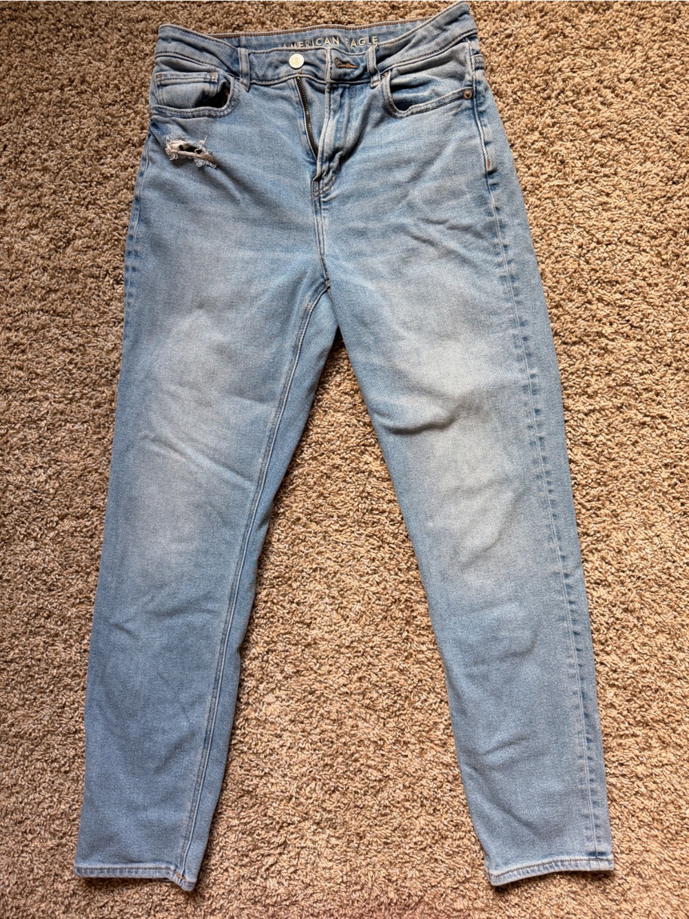 American Eagle Mom Jean